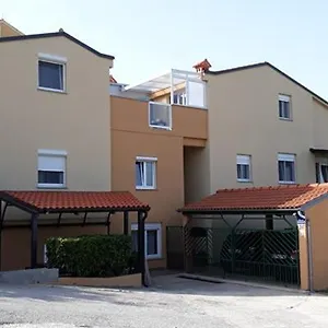 Piranesi Pola
